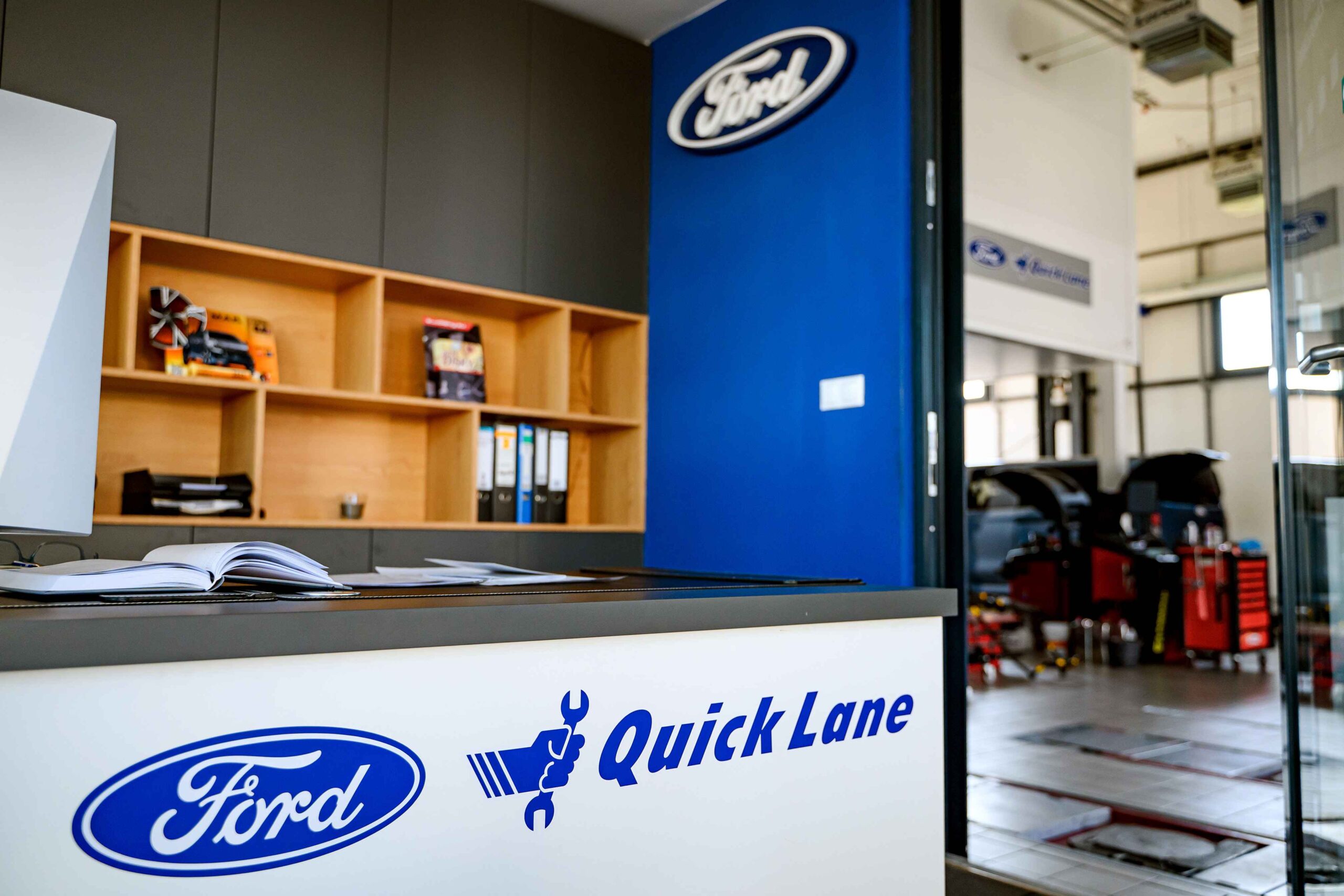 Autorizovaný servis Ford Quick Lane Nové Zámky | Ford Quick Lane - MAGNUM Co.